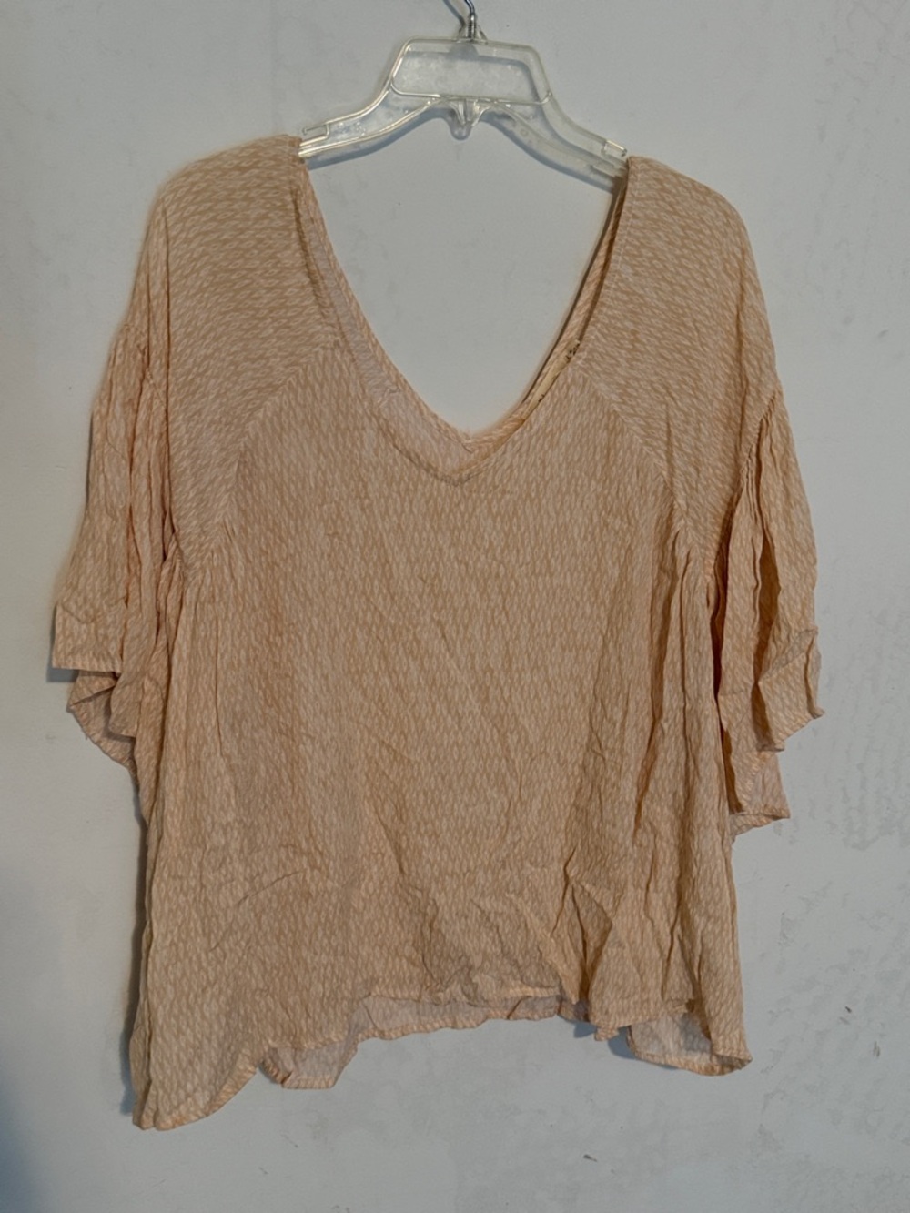 Millibon Blush V-Neck Textured Tunic